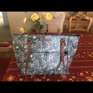 Sakroots super cute navy/white purse